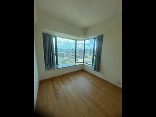 Tai Kok Tsui - Park Avenue Phase 1 Block 10 05