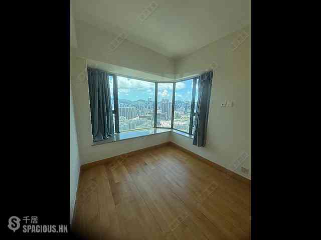 Tai Kok Tsui - Park Avenue Phase 1 Block 10 05
