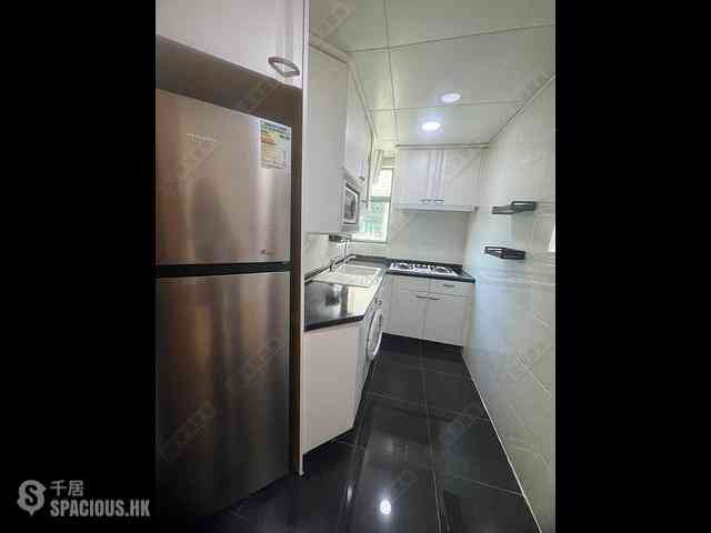 Tai Kok Tsui - Park Avenue Phase 1 Block 10 06