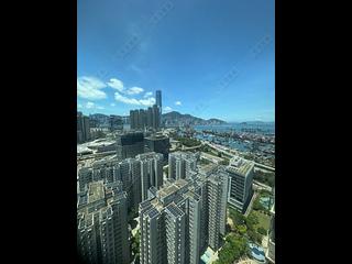 Tai Kok Tsui - Park Avenue Phase 1 Block 10 08