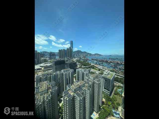 Tai Kok Tsui - Park Avenue Phase 1 Block 10 08