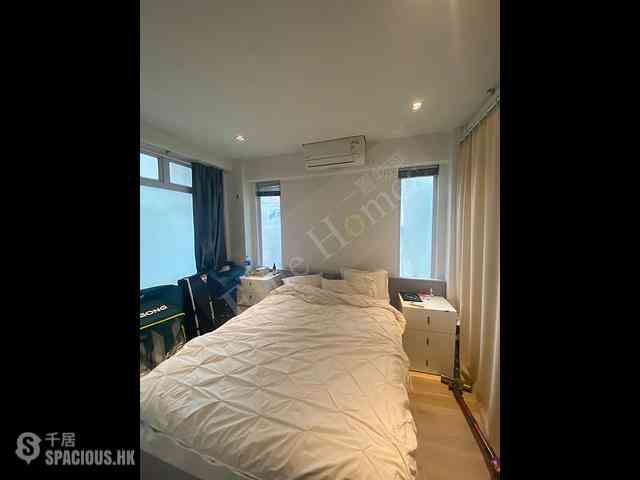 Sheung Wan - 280-282, Queen's Road Central 02