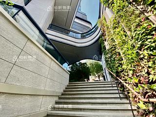 Quarry Bay - The Holborn 09