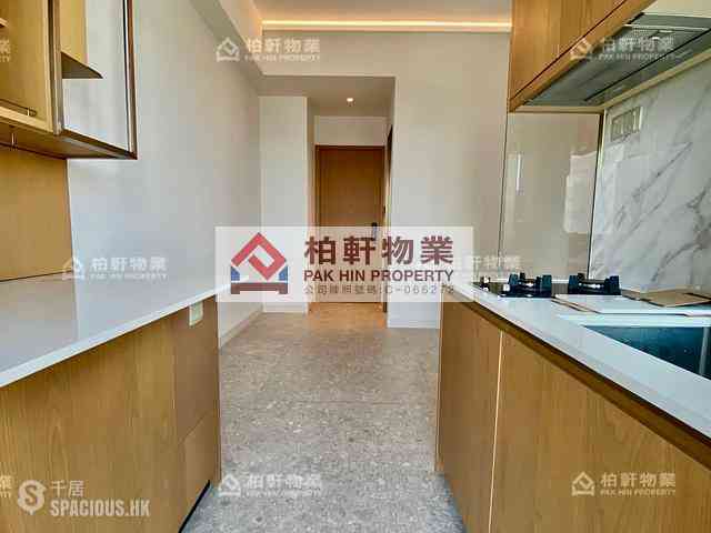 Quarry Bay - The Holborn 01