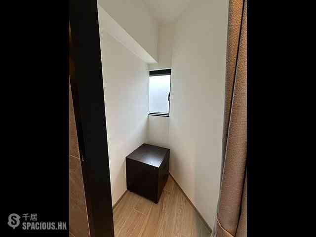 Central - 108-110, Wellington Street 09