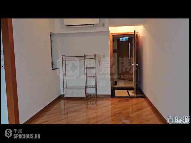 Lau Fau Shan - Deep Bay Grove Block 1 03