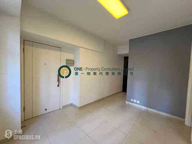 Sai Ying Pun - Cheong Wing Court 02
