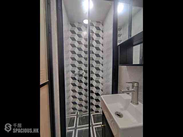 Quarry Bay - 943, King's Road 04
