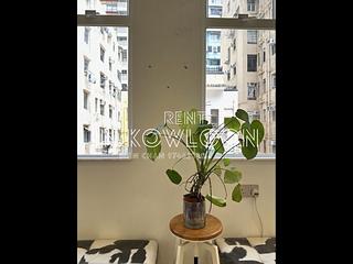Mong Kok - Hing Yip House 02