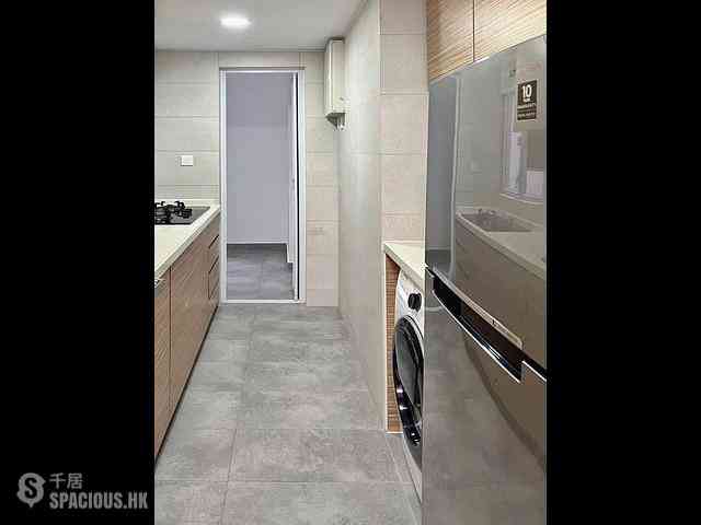 Wan Chai - Phoenix Court Block 2 06