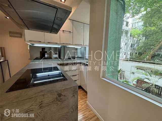 Sheung Wan - 280-282, Queen's Road Central 06