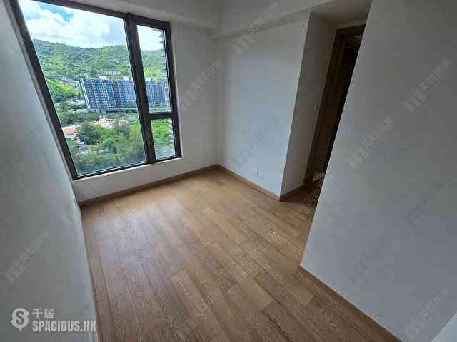 Pak Shek Kok - Solaria Tower 3 06