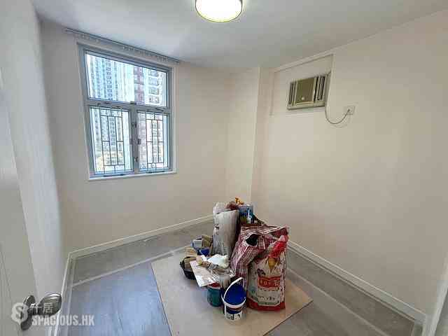 Tai Koo Shing - Tai Koo Shing Sing Fai Terrace Kam Sing Mansion 03