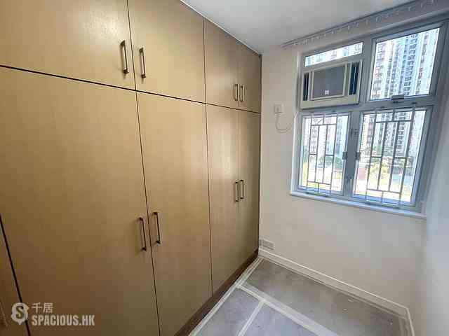 Tai Koo Shing - Tai Koo Shing Sing Fai Terrace Kam Sing Mansion 04