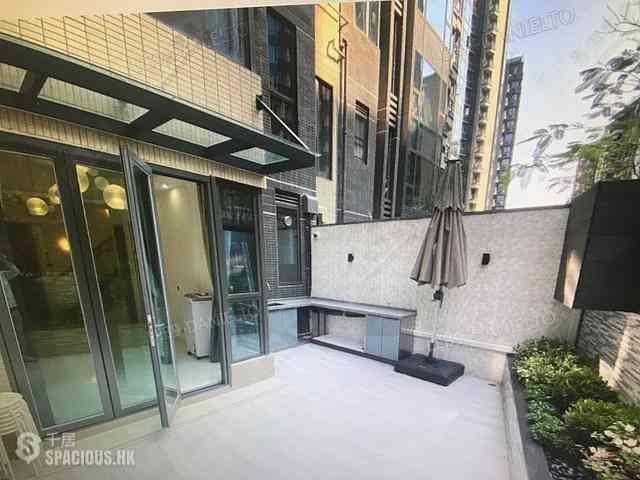 Tseung Kwan O - Alto Residences Block 1 02