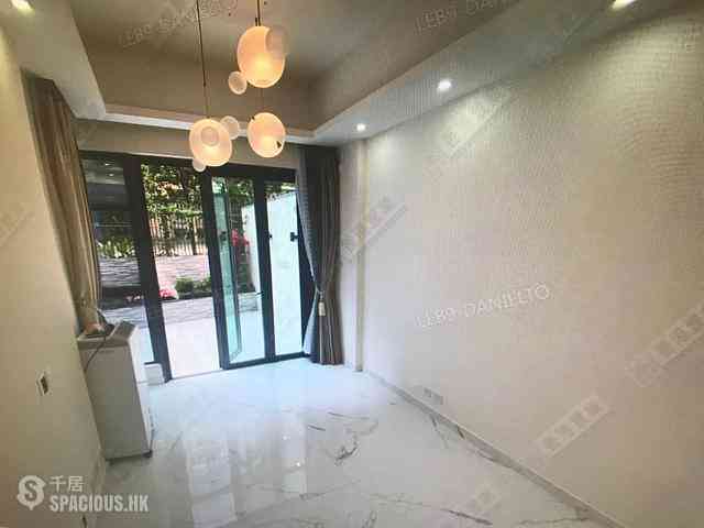 Tseung Kwan O - Alto Residences Block 1 14