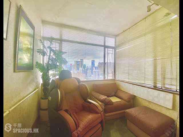 Stubbs Road - K.Y. Mansion 01
