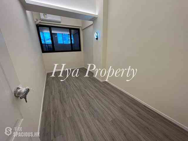 Sai Ying Pun - Fuk Shing Building 05