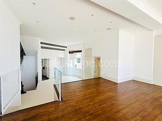 Shouson Hill - Bay Villas 03