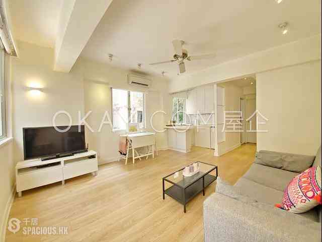 Wan Chai - 18, Sau Wa Fong 06
