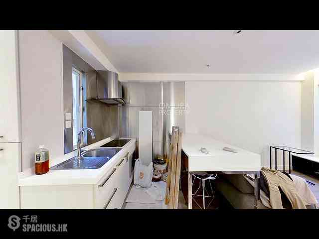 Wan Chai - Sun Hing Mansion 08
