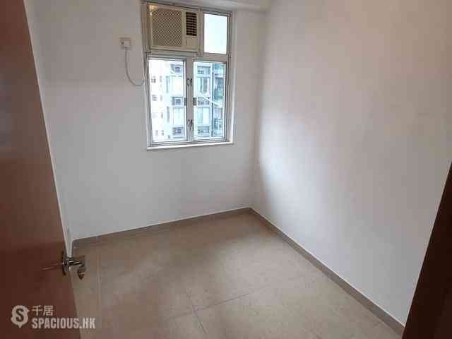 Kennedy Town - On Fat Building 03