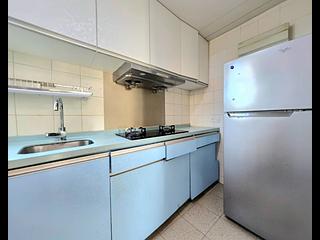 Tung Chung - Seaview Crescent 02