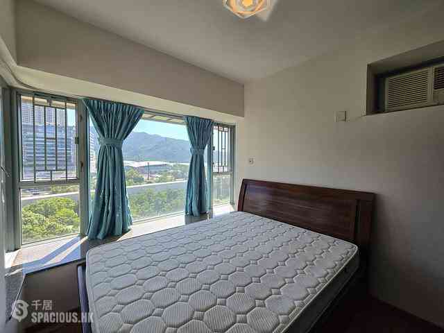 Tung Chung - Seaview Crescent 13