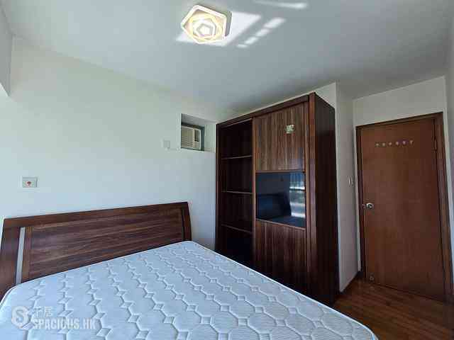 Tung Chung - Seaview Crescent 15