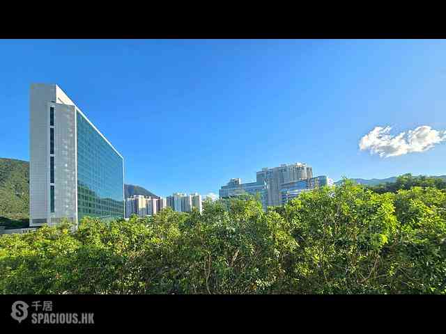 Tung Chung - Seaview Crescent 19