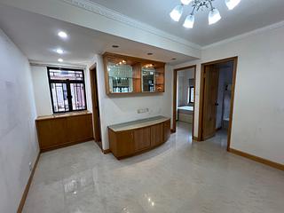 Wan Chai - Kin Lee Building Block B 09
