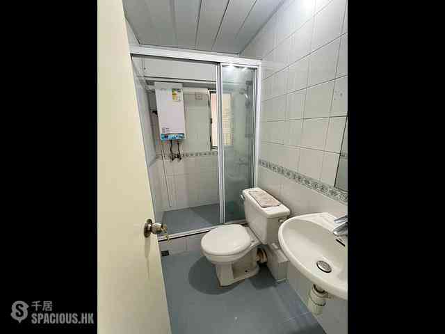 North Point - Fulham Court 02