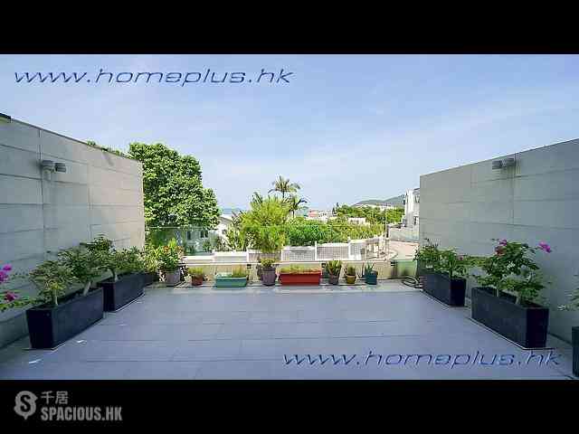 Clear Water Bay - Little Palm Villa 02