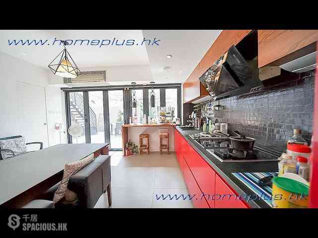 Clear Water Bay - Little Palm Villa 10