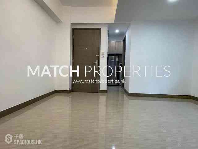 Sai Ying Pun - Wing Fong Mansion 06