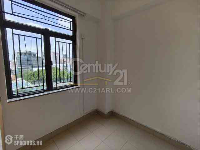 Yau Ma Tei - Wylie Court 32