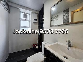 Yau Yat Chuen - Village Gardens Phase 3 Block B17 (No.40) 08