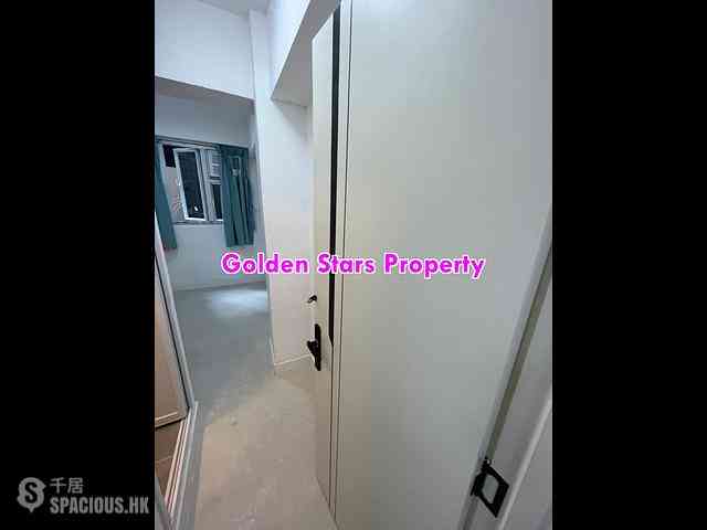Sai Ying Pun - 12-14, Sai Yuen Lane 01