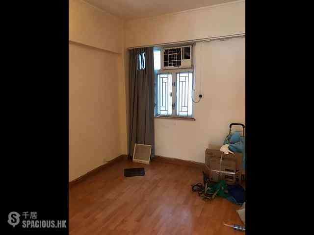 Wan Chai - Sze Bo Building 04