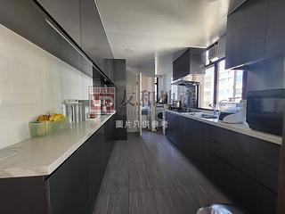 Beacon Hill - Crystal Mansion 05