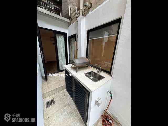 Sai Ying Pun - 345, Queen's Road West 07
