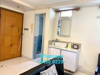 Sheung Wan - Pong Fai Building 04