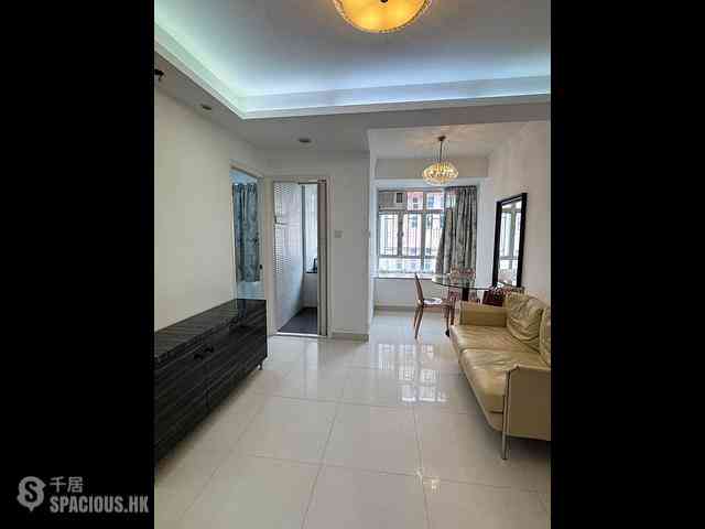 Sai Ying Pun - Kam Kwan Building 01