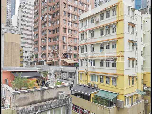 Sheung Wan - 19-21, Tung Street 08