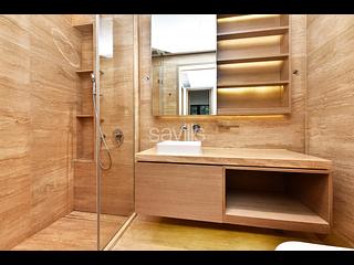The Peak - 7-15 Mount Kellett Road 07