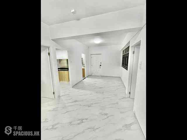 Causeway Bay - Chee On Building 02