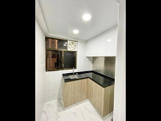 Causeway Bay - Chee On Building 05