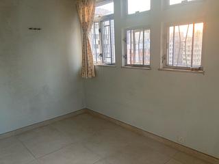 Shek Tong Tsui - Mei Sun Lau Block B 04