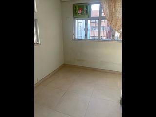 Shek Tong Tsui - Mei Sun Lau Block B 05