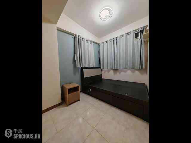 Shek Tong Tsui - On Lok Mansion 10